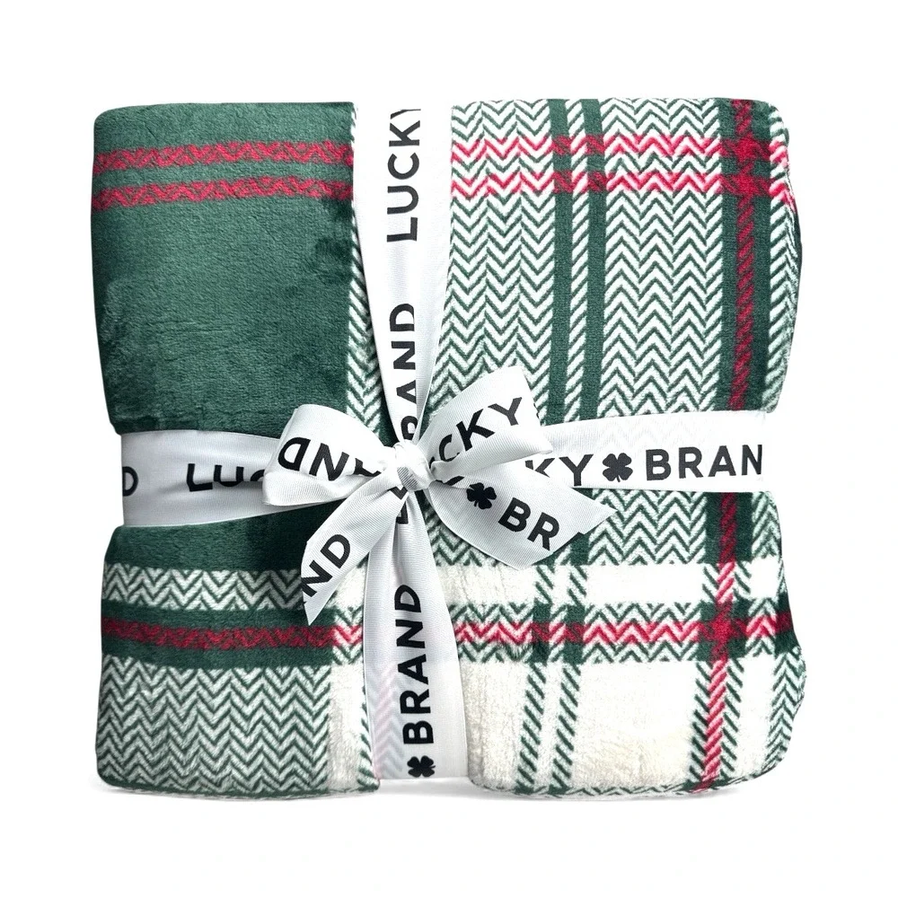 Lucky‎ Brand Oversized King Plush Blanket 108